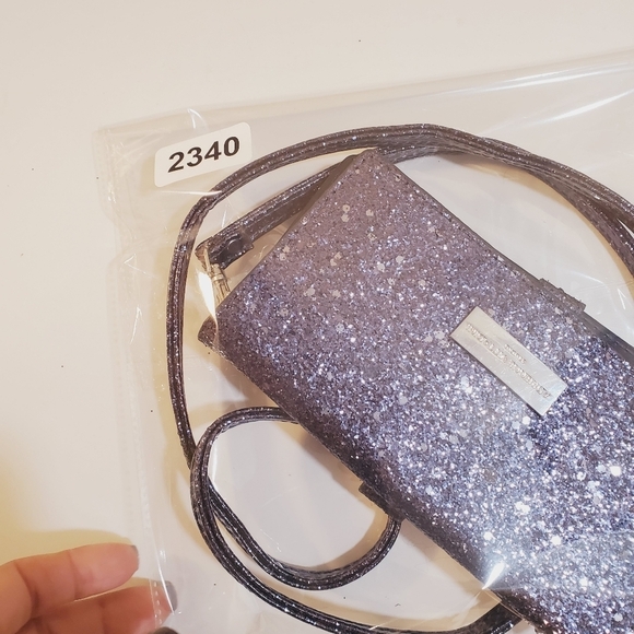 ADRIENNE VITTADINI glitter wallet with strap - Picture 11 of 11